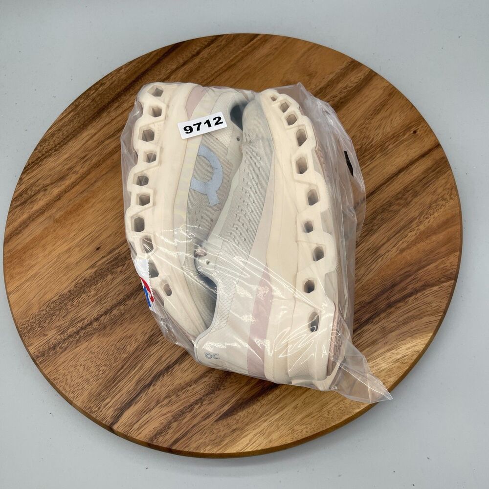 On Cloud Cloudmonster Shoes Womens Size 8.5 Beige Running Comfort Walking Gym - Picture 9 of 9